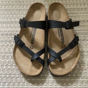 Ladies Birkenstocks . Size 39 ( 8 - 8.5 ) .